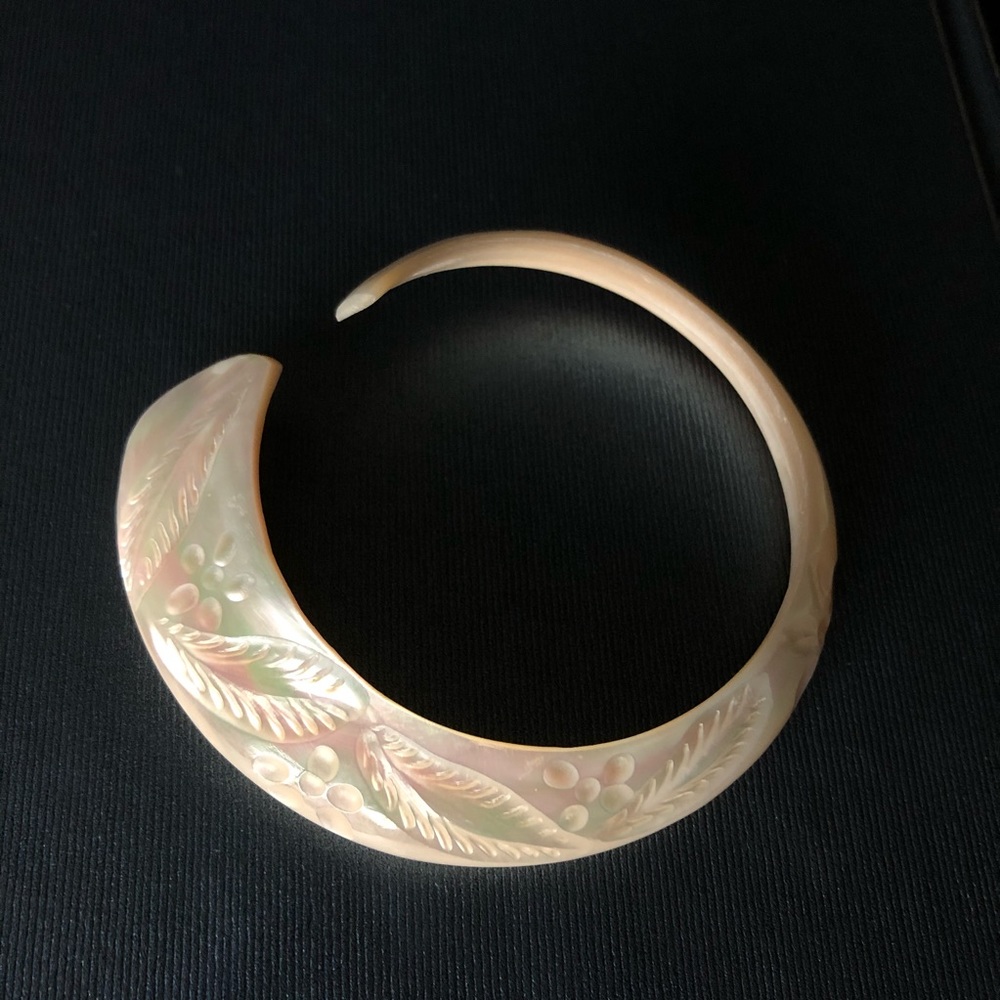 Vintage Mother of Pearl Shell Handcarved Bracelet